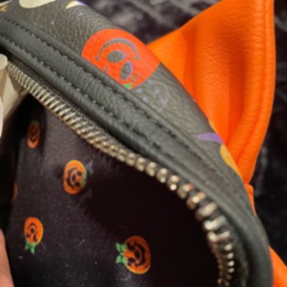 NWT Loungefly Minnie Mouse Halloween Mini Backpack - Picture 4 of 4